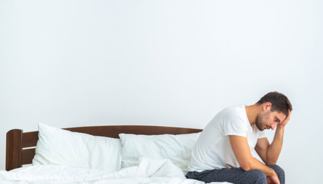 لماذا يحدث القذف المرتجع