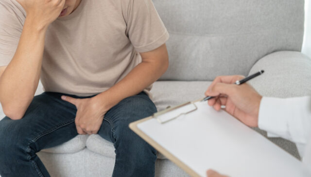 الم الخصيه الشمال